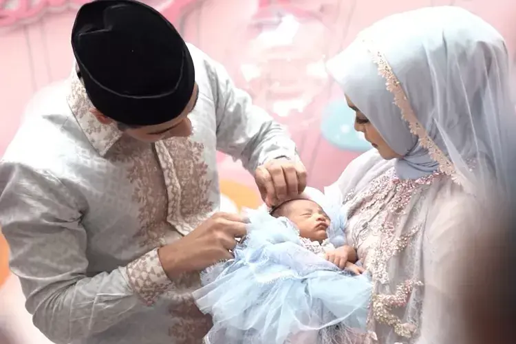 Hukum Aqiqah Menurut 4 Mazhab Islam: Penjelasan Lengkap Sunnah, Anjuran, atau Sekadar Boleh?